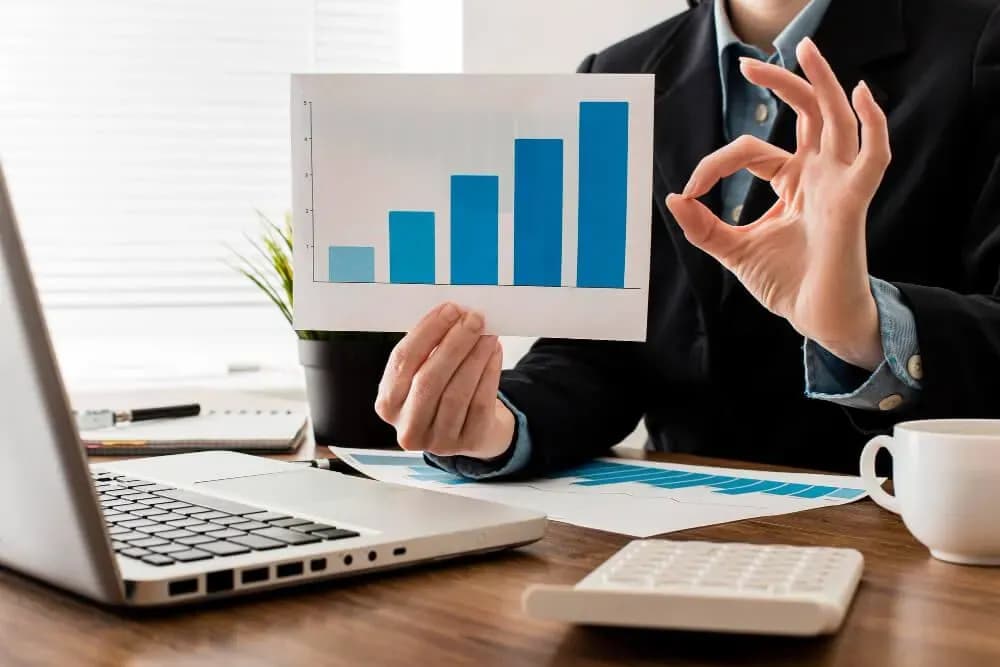 إدارة الأعمال: وظائفها وأهميتها في تحسين الإنتاجية وتعزيز النجاح المهني