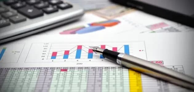 الفرق بين الإدارة العامة وإدارة الأعمال