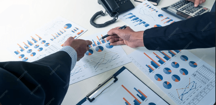 الفرق بين المحاسبة المالية والإدارية